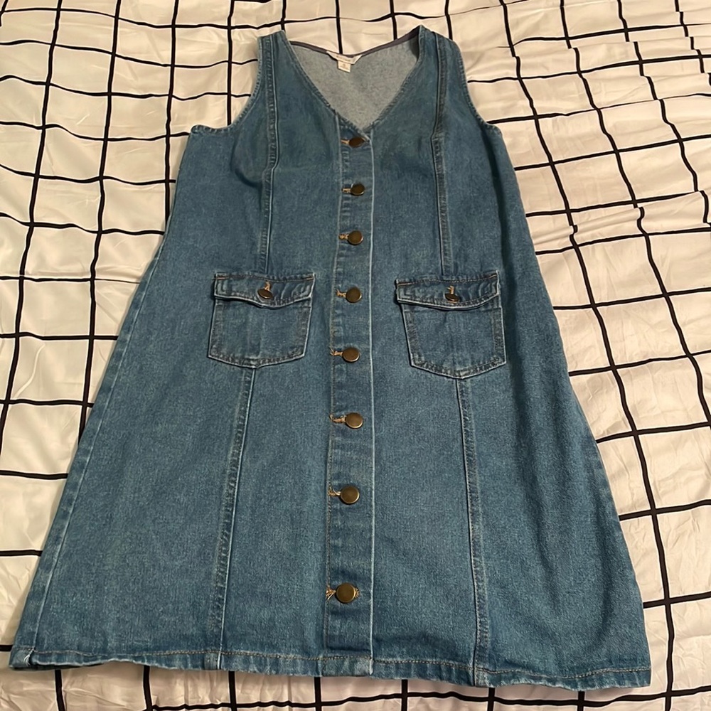 Women’s blue jeans dress size small